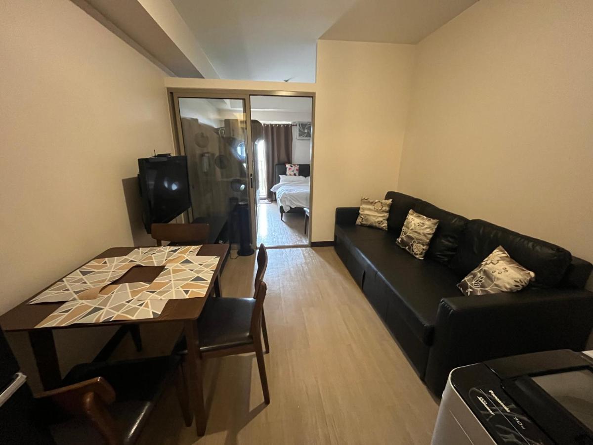 Ramiro Haven Staycation Manila Exterior photo
