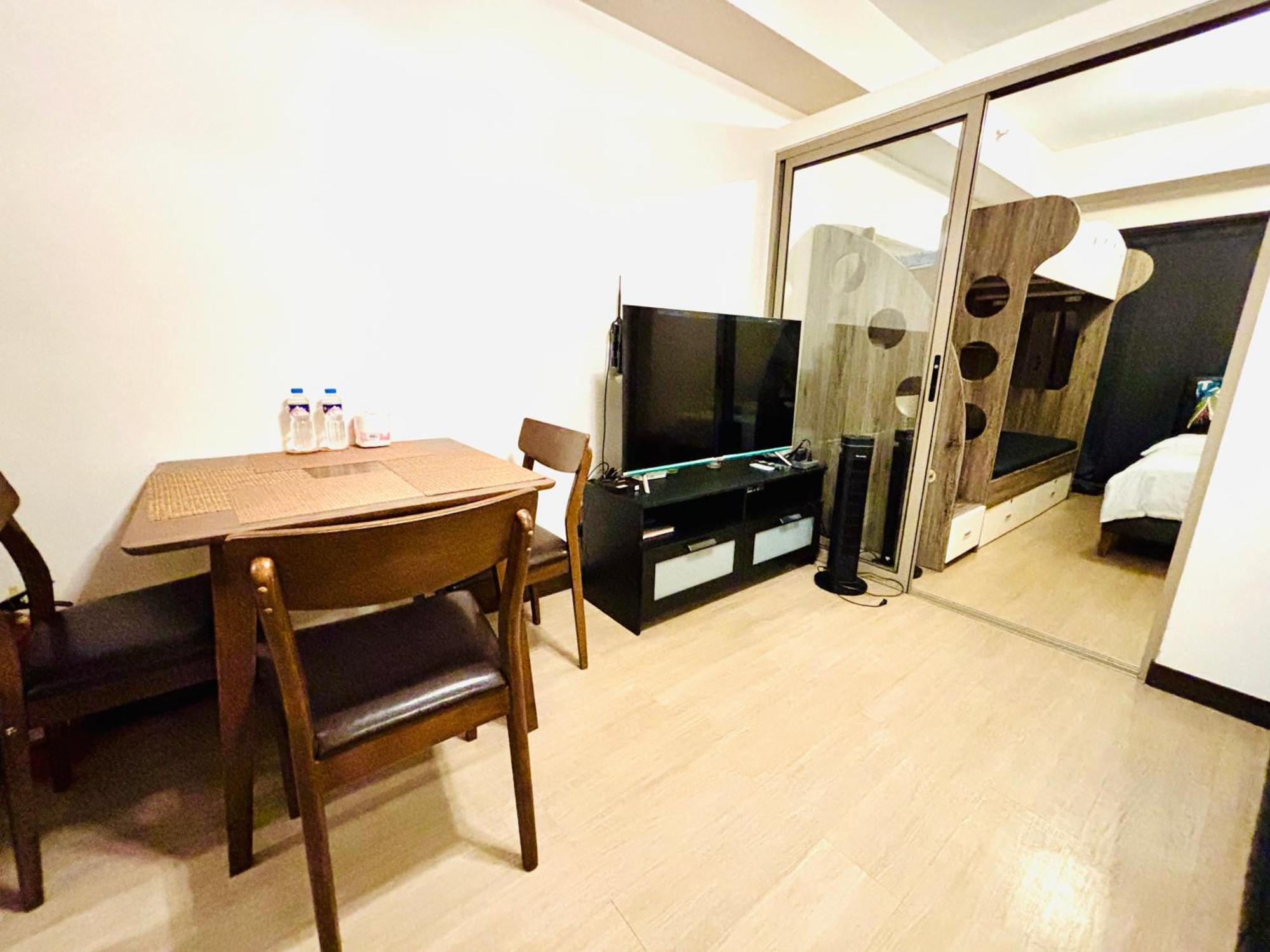 Ramiro Haven Staycation Manila Exterior photo
